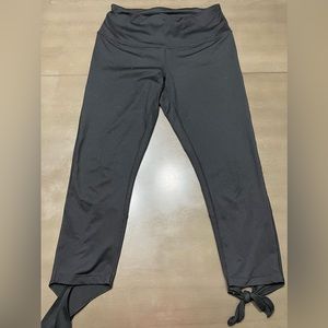 Tie Bottom Zella Leggings- Medium